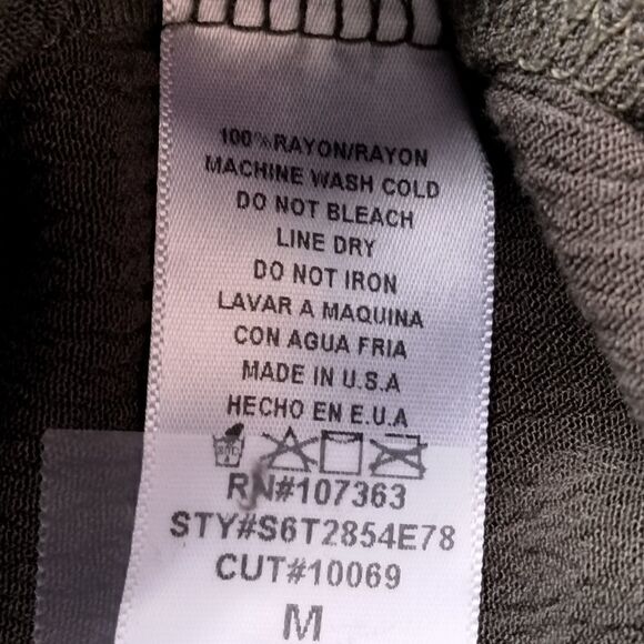 New without tags. "Solemio" woman's crop shirt - Picture 7 of 7